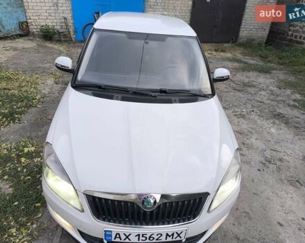 Белый Шкода Фабия, объемом двигателя 1.4 л и пробегом 113 тыс. км за 6400 $, фото 10 на Automoto.ua