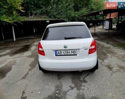 Белый Шкода Фабия, объемом двигателя 1.39 л и пробегом 126 тыс. км за 5998 $, фото 5 на Automoto.ua