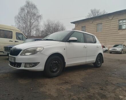 Белый Шкода Фабия, объемом двигателя 0 л и пробегом 250 тыс. км за 3700 $, фото 2 на Automoto.ua