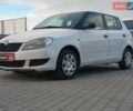 Белый Шкода Фабия, объемом двигателя 1.6 л и пробегом 264 тыс. км за 4540 $, фото 1 на Automoto.ua