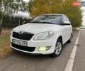 Білий Шкода Фабія, об'ємом двигуна 1.39 л та пробігом 160 тис. км за 5900 $, фото 3 на Automoto.ua