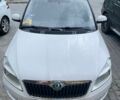 Белый Шкода Фабия, объемом двигателя 1.39 л и пробегом 185 тыс. км за 6000 $, фото 1 на Automoto.ua