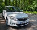 Білий Шкода Фабія, об'ємом двигуна 1.39 л та пробігом 287 тис. км за 4950 $, фото 1 на Automoto.ua