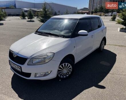 Белый Шкода Фабия, объемом двигателя 1.39 л и пробегом 176 тыс. км за 5400 $, фото 26 на Automoto.ua