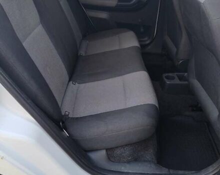 Белый Шкода Фабия, объемом двигателя 1.39 л и пробегом 316 тыс. км за 5200 $, фото 7 на Automoto.ua