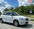 Белый Шкода Фабия, объемом двигателя 1.39 л и пробегом 96 тыс. км за 6800 $, фото 1 на Automoto.ua
