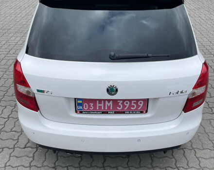 Белый Шкода Фабия, объемом двигателя 1.4 л и пробегом 163 тыс. км за 10300 $, фото 7 на Automoto.ua