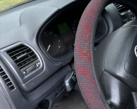 Белый Шкода Фабия, объемом двигателя 1.39 л и пробегом 257 тыс. км за 4600 $, фото 5 на Automoto.ua