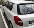 Белый Шкода Фабия, объемом двигателя 1.4 л и пробегом 249 тыс. км за 4500 $, фото 2 на Automoto.ua