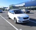 Белый Шкода Фабия, объемом двигателя 1.4 л и пробегом 165 тыс. км за 6900 $, фото 1 на Automoto.ua