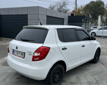 Белый Шкода Фабия, объемом двигателя 1.2 л и пробегом 182 тыс. км за 4300 $, фото 7 на Automoto.ua
