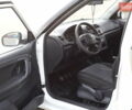 Белый Шкода Фабия, объемом двигателя 1.39 л и пробегом 125 тыс. км за 5800 $, фото 8 на Automoto.ua