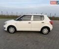 Белый Шкода Фабия, объемом двигателя 1.2 л и пробегом 224 тыс. км за 5200 $, фото 3 на Automoto.ua