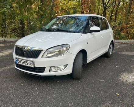 Білий Шкода Фабія, об'ємом двигуна 1.39 л та пробігом 283 тис. км за 4900 $, фото 2 на Automoto.ua