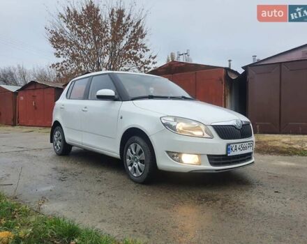 Білий Шкода Фабія, об'ємом двигуна 1.39 л та пробігом 231 тис. км за 5600 $, фото 5 на Automoto.ua