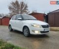 Білий Шкода Фабія, об'ємом двигуна 1.39 л та пробігом 231 тис. км за 5600 $, фото 5 на Automoto.ua