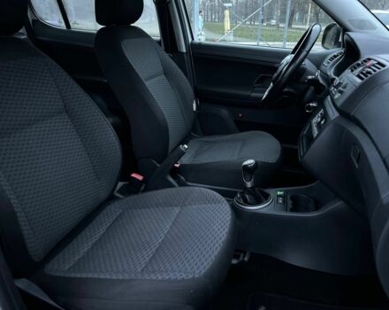 Білий Шкода Фабія, об'ємом двигуна 1.4 л та пробігом 280 тис. км за 5400 $, фото 16 на Automoto.ua