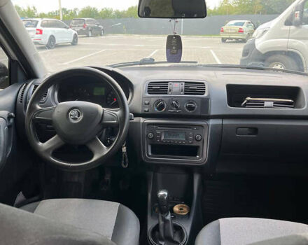 Білий Шкода Фабія, об'ємом двигуна 1.2 л та пробігом 217 тис. км за 4800 $, фото 10 на Automoto.ua