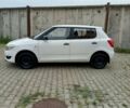 Белый Шкода Фабия, объемом двигателя 1.2 л и пробегом 240 тыс. км за 5200 $, фото 2 на Automoto.ua