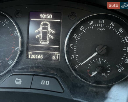 Білий Шкода Фабія, об'ємом двигуна 1.2 л та пробігом 120 тис. км за 5100 $, фото 13 на Automoto.ua