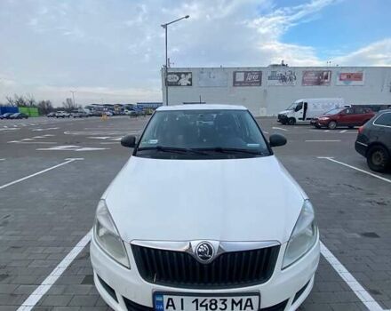 Белый Шкода Фабия, объемом двигателя 1.2 л и пробегом 250 тыс. км за 5500 $, фото 21 на Automoto.ua