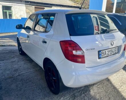 Шкода Фабия 2013 в Кропивницком (Кировограде) на Automoto.ua Белый Шкода Фабия, объемом двигателя 1.6 л и пробегом 200 тыс. км за 6250 $, фото 3 на Automoto.ua