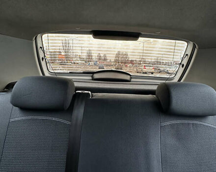 Белый Шкода Фабия, объемом двигателя 1.2 л и пробегом 162 тыс. км за 6000 $, фото 59 на Automoto.ua