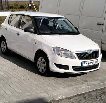 Білий Шкода Фабія, об'ємом двигуна 1.2 л та пробігом 217 тис. км за 5300 $, фото 9 на Automoto.ua