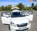 Белый Шкода Фабия, объемом двигателя 1.4 л и пробегом 158 тыс. км за 4500 $, фото 1 на Automoto.ua