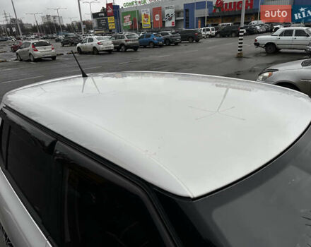 Белый Шкода Фабия, объемом двигателя 1.2 л и пробегом 162 тыс. км за 6000 $, фото 9 на Automoto.ua