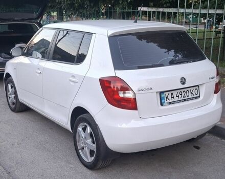 Білий Шкода Фабія, об'ємом двигуна 1.4 л та пробігом 270 тис. км за 6050 $, фото 23 на Automoto.ua