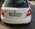Белый Шкода Фабия, объемом двигателя 1.39 л и пробегом 241 тыс. км за 4500 $, фото 1 на Automoto.ua