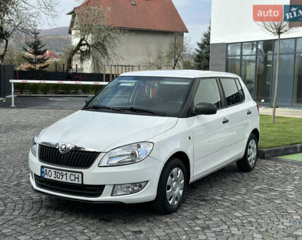 Белый Шкода Фабия, объемом двигателя 1.39 л и пробегом 180 тыс. км за 5100 $, фото 9 на Automoto.ua