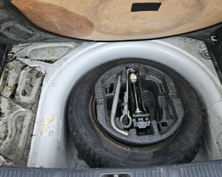 Шкода Фабия 2013 в Киеве на Automoto.ua Белый Шкода Фабия, объемом двигателя 1.4 л и пробегом 192 тыс. км за 5800 $, фото 6 на Automoto.ua