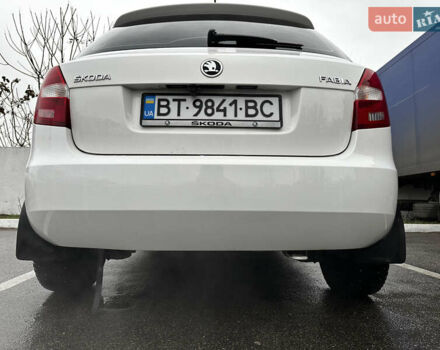 Белый Шкода Фабия, объемом двигателя 1.2 л и пробегом 162 тыс. км за 6000 $, фото 18 на Automoto.ua