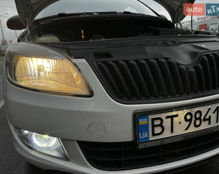 Белый Шкода Фабия, объемом двигателя 1.2 л и пробегом 162 тыс. км за 6000 $, фото 87 на Automoto.ua