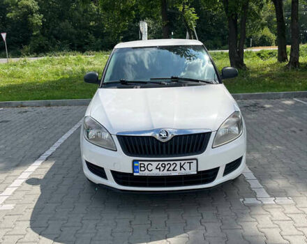 Білий Шкода Фабія, об'ємом двигуна 1.2 л та пробігом 217 тис. км за 4800 $, фото 4 на Automoto.ua