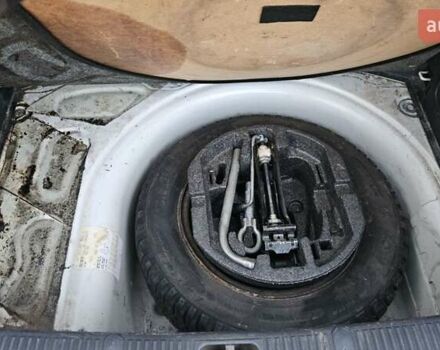 Шкода Фабия 2013 в Киеве на Automoto.ua Белый Шкода Фабия, объемом двигателя 1.39 л и пробегом 192 тыс. км за 5800 $, фото 13 на Automoto.ua