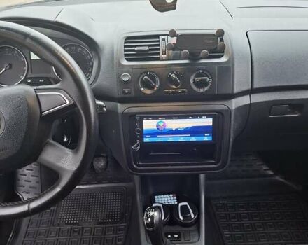 Белый Шкода Фабия, объемом двигателя 1.4 л и пробегом 285 тыс. км за 6050 $, фото 16 на Automoto.ua