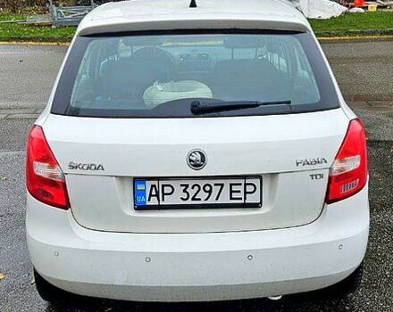 Білий Шкода Фабія, об'ємом двигуна 1.6 л та пробігом 247 тис. км за 5200 $, фото 1 на Automoto.ua