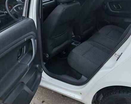 Шкода Фабия 2013 в Киеве на Automoto.ua Белый Шкода Фабия, объемом двигателя 1.39 л и пробегом 192 тыс. км за 5800 $, фото 7 на Automoto.ua