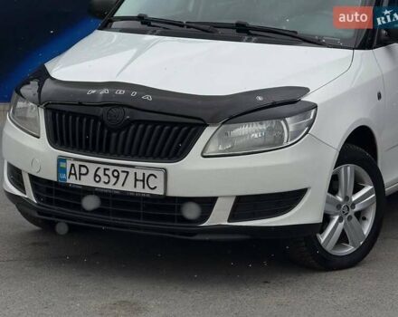 Белый Шкода Фабия, объемом двигателя 1.2 л и пробегом 161 тыс. км за 4299 $, фото 1 на Automoto.ua