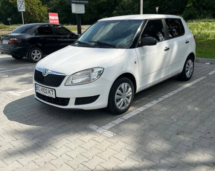 Білий Шкода Фабія, об'ємом двигуна 1.2 л та пробігом 217 тис. км за 4800 $, фото 1 на Automoto.ua