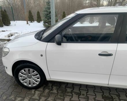 Белый Шкода Фабия, объемом двигателя 1.2 л и пробегом 193 тыс. км за 6000 $, фото 7 на Automoto.ua