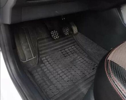 Білий Шкода Фабія, об'ємом двигуна 1.2 л та пробігом 144 тис. км за 5900 $, фото 8 на Automoto.ua