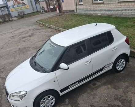 Белый Шкода Фабия, объемом двигателя 1.4 л и пробегом 285 тыс. км за 6050 $, фото 21 на Automoto.ua