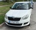 Белый Шкода Фабия, объемом двигателя 1.6 л и пробегом 189 тыс. км за 5500 $, фото 1 на Automoto.ua