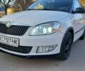 Белый Шкода Фабия, объемом двигателя 1.2 л и пробегом 159 тыс. км за 6400 $, фото 1 на Automoto.ua