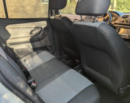 Белый Шкода Фабия, объемом двигателя 1.6 л и пробегом 174 тыс. км за 5999 $, фото 15 на Automoto.ua