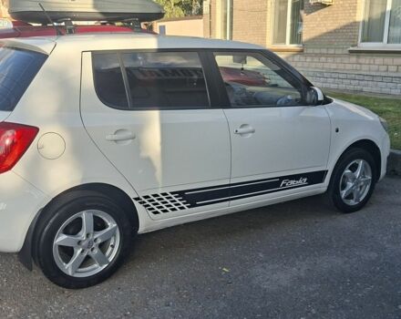 Білий Шкода Фабія, об'ємом двигуна 1.4 л та пробігом 270 тис. км за 6050 $, фото 2 на Automoto.ua